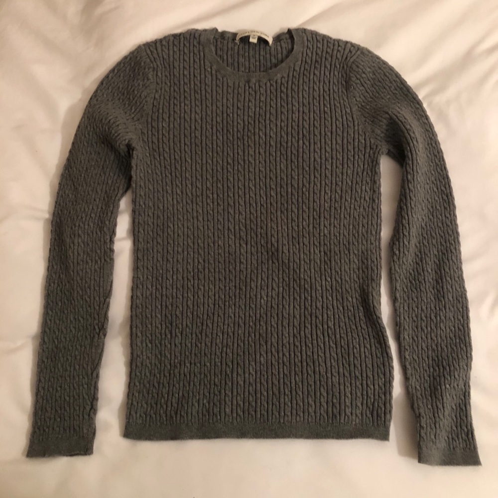 Jones New York Gray Cable Knit Sweater